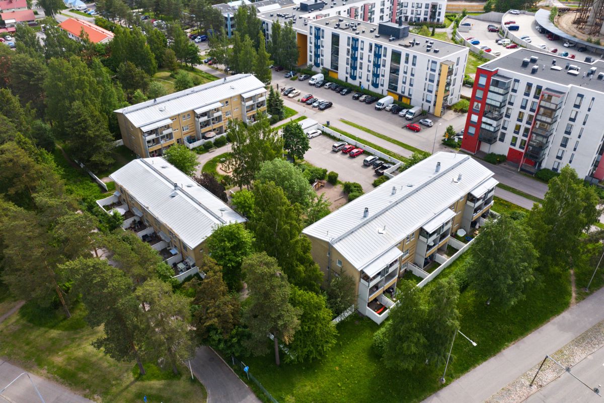Kaksio, Vantaa, Simonkylä
