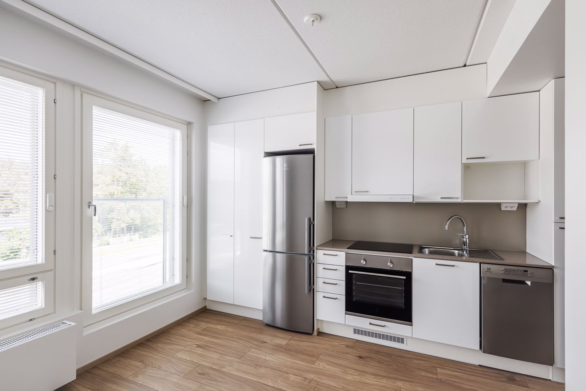 Kuvat on otettu lähes vastaavasta asunnosta. Vuokrattavassa asunnossa on parveke. - Studio, Turku, Pääskyvuori
