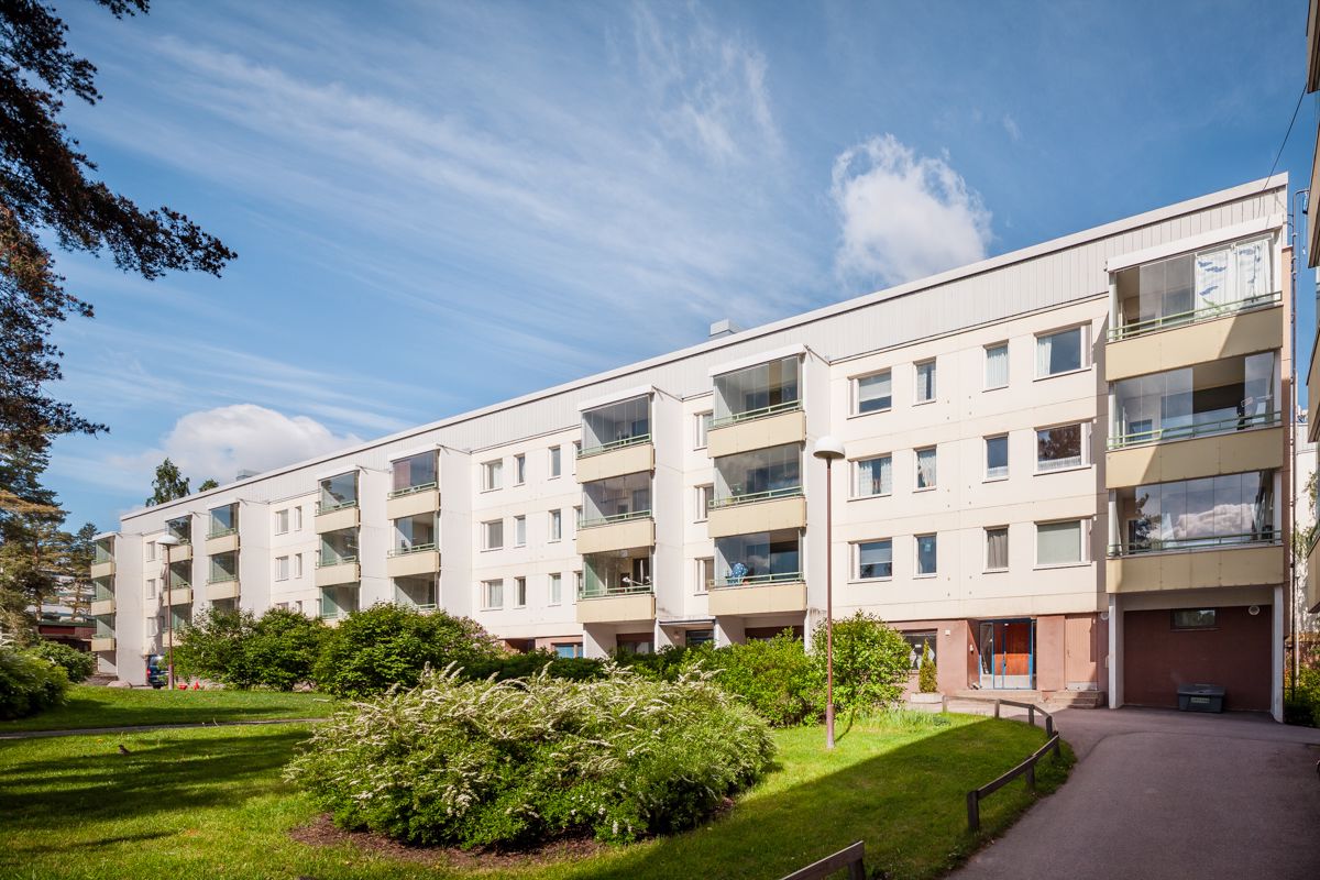 Yksiö, Espoo, Karakallio