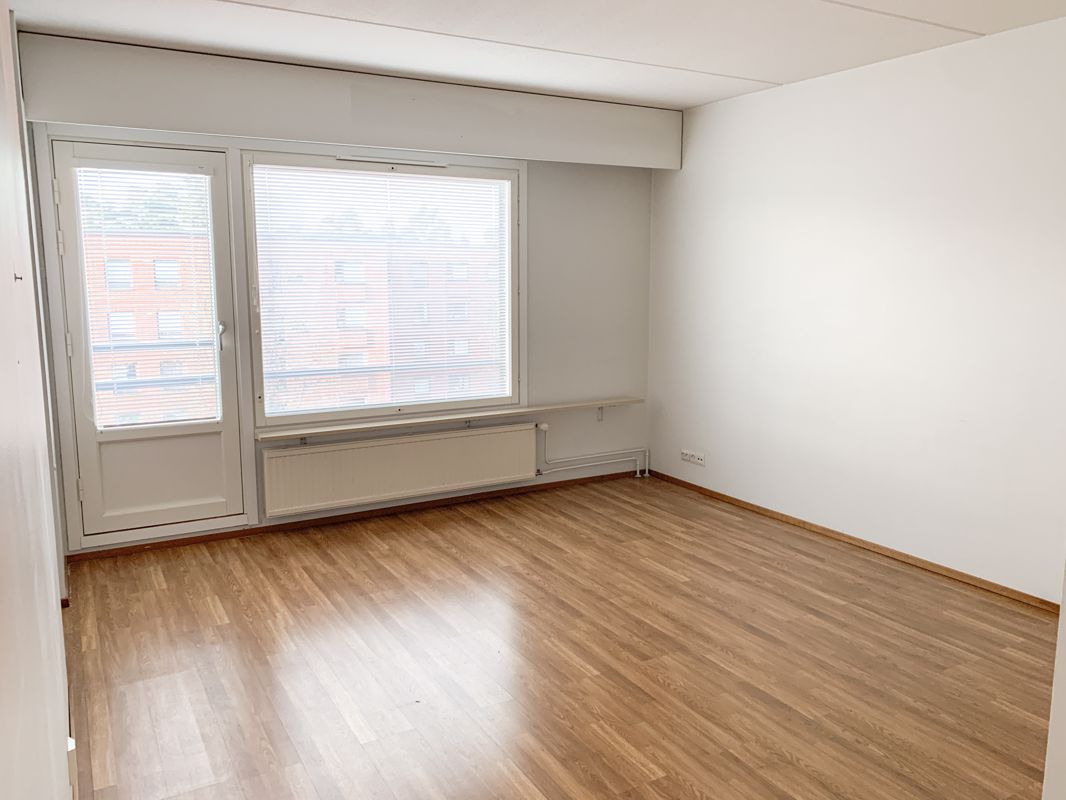 Studio, Helsinki, Pitäjänmäki