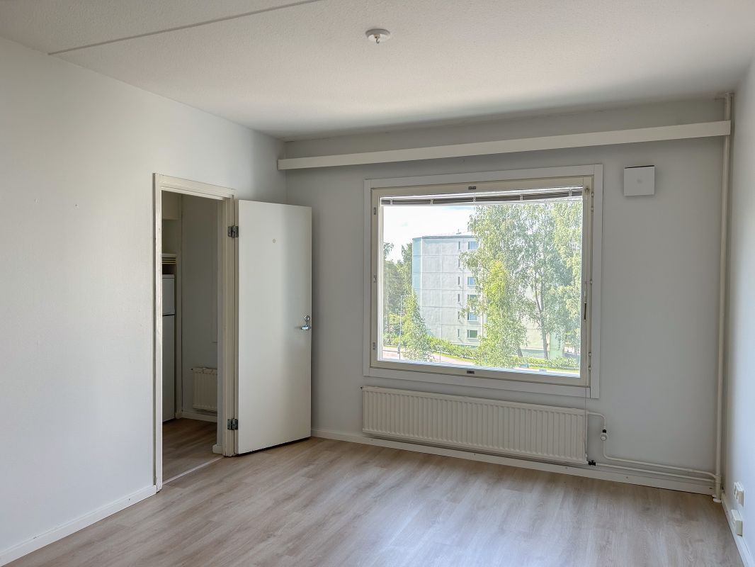 Yksiö, Vantaa, Simonkylä