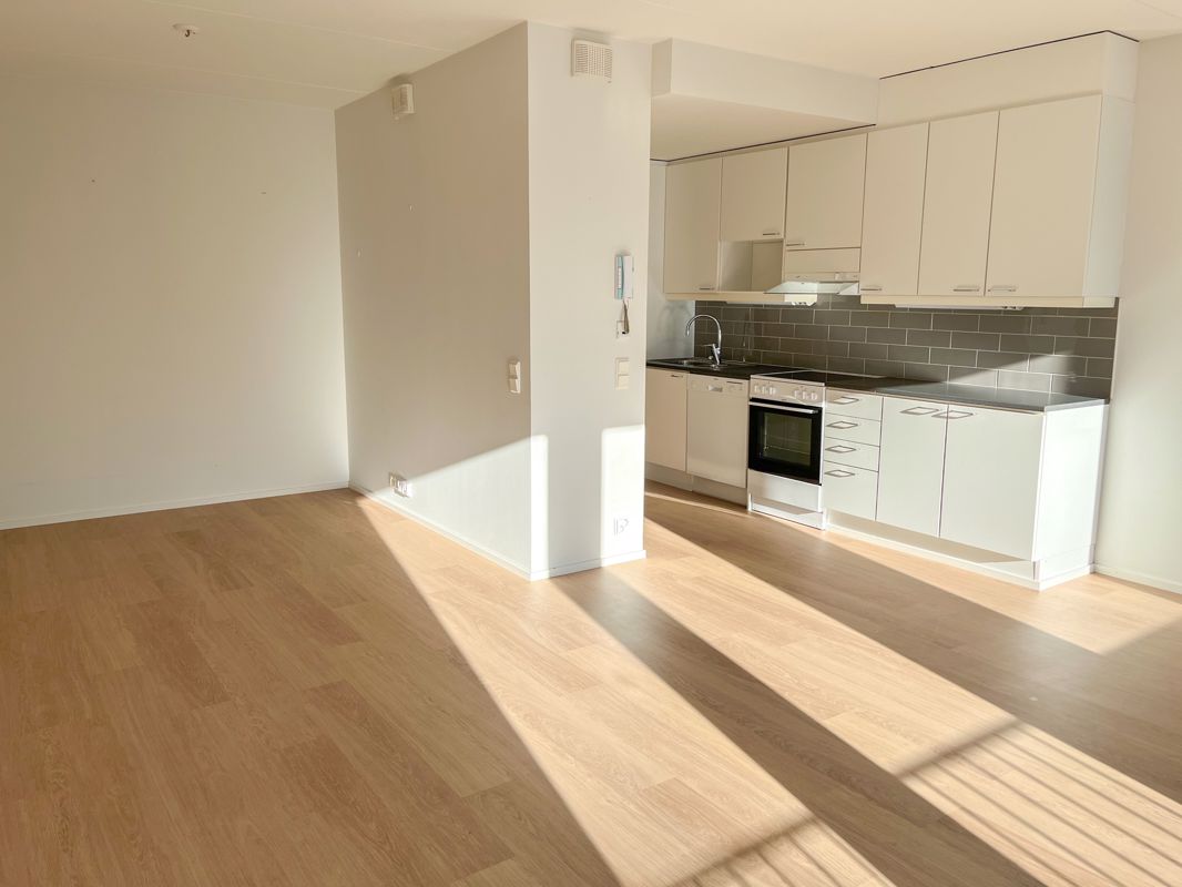 Studio, Espoo, Laaksolahti