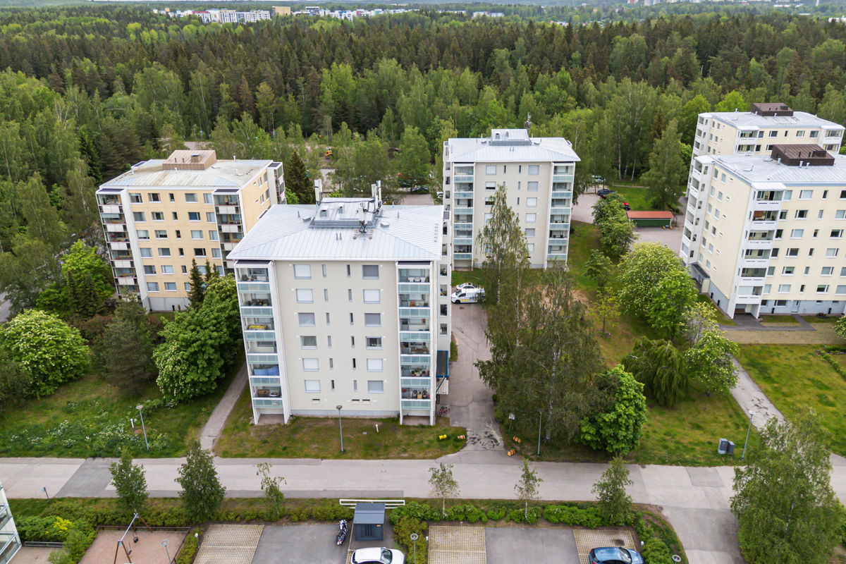 Yksiö, Vantaa, Simonkylä