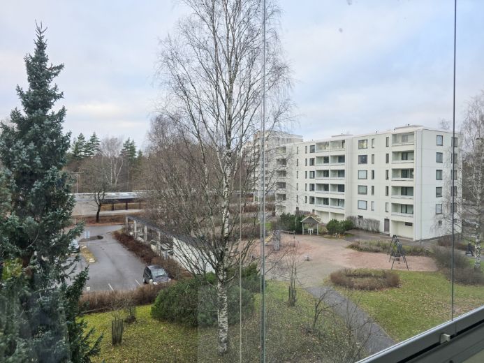 Leikkikuja 2a E 77 4