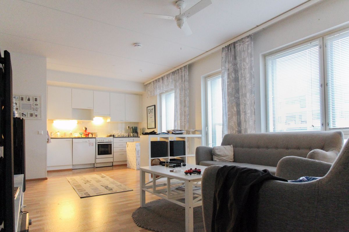 Asunnossa on asuttu kuvien ottamisen jälkeen. - 2 bedrooms, Oulu, Värttö