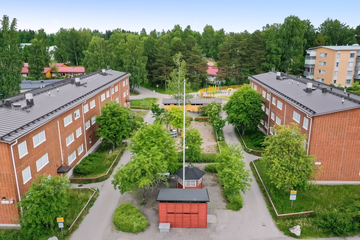 Kaksio, Tuusula, Hyrylä