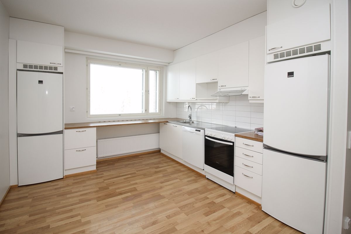 Asunnossa on asuttu kuvien ottamisen jälkeen. - 2 bedrooms, Helsinki, Vartiokylä
