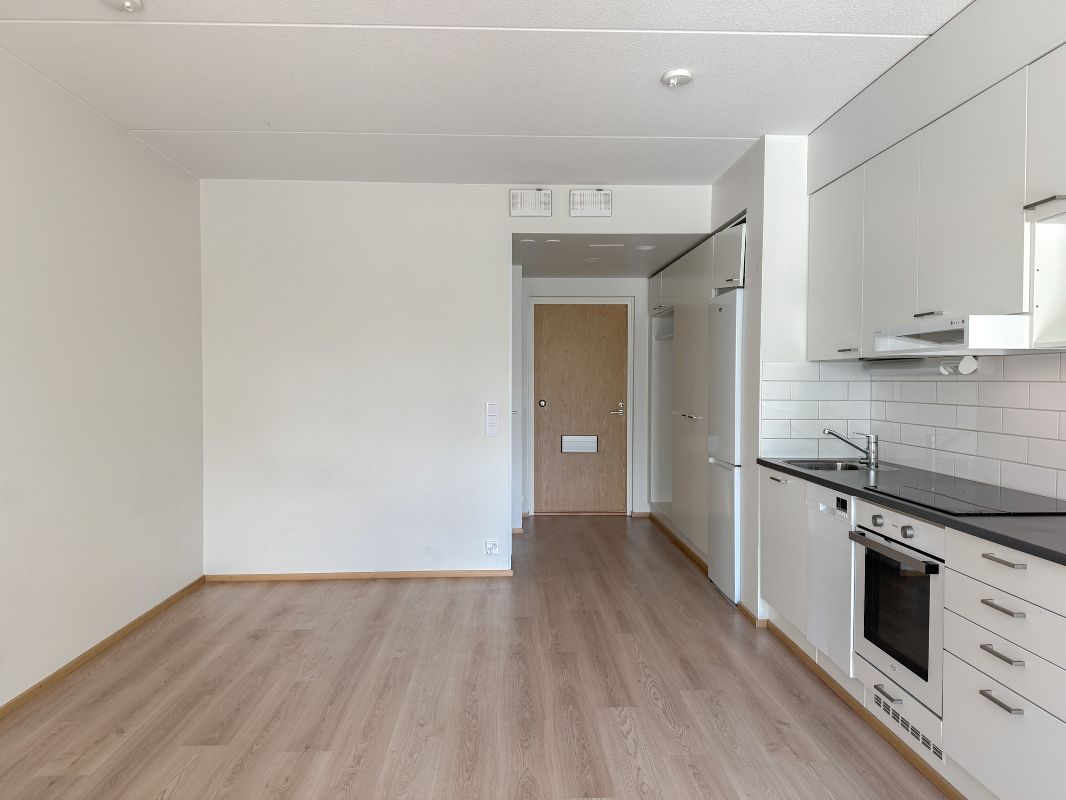 Studio, Vantaa, Veromies