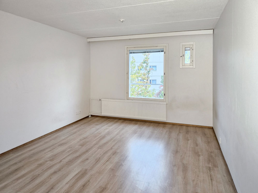 2 bedrooms, Helsinki, Kurkimäki