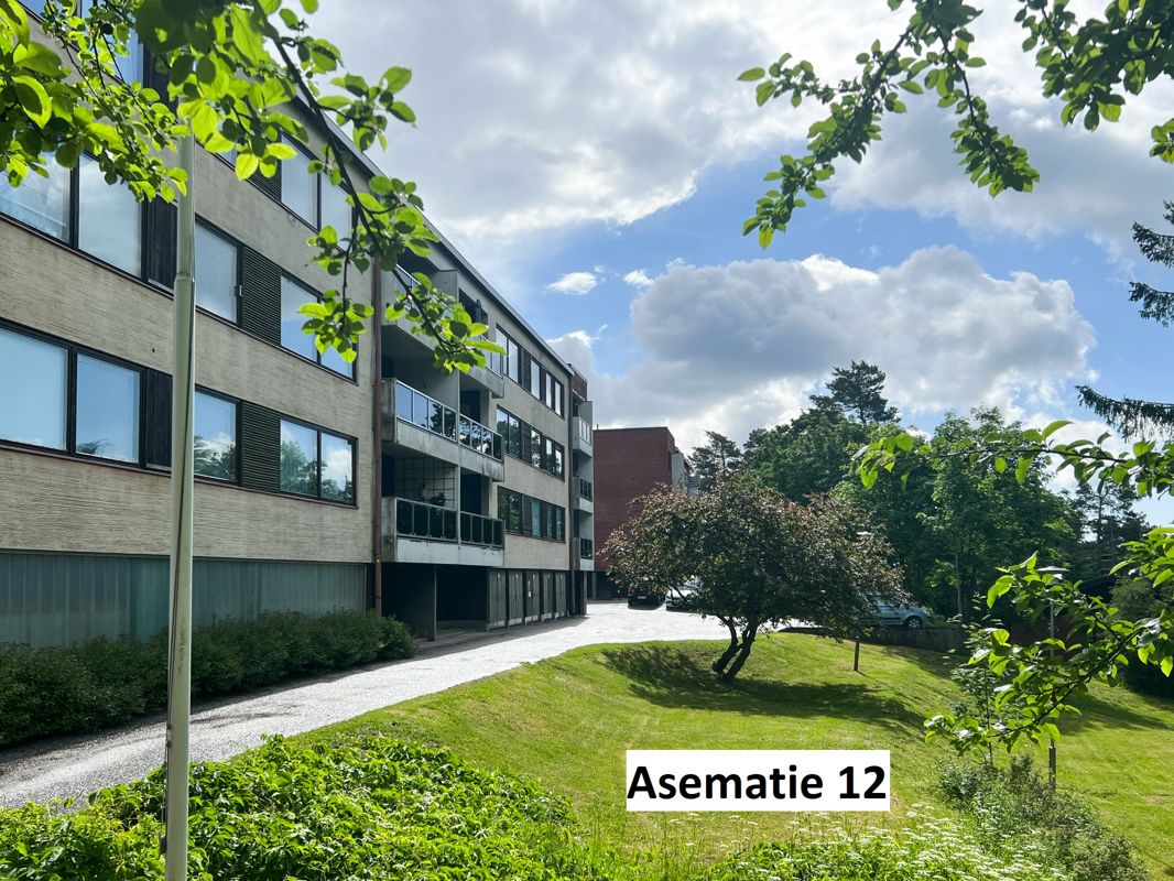 Yksiö, Kauniainen, Keskusta