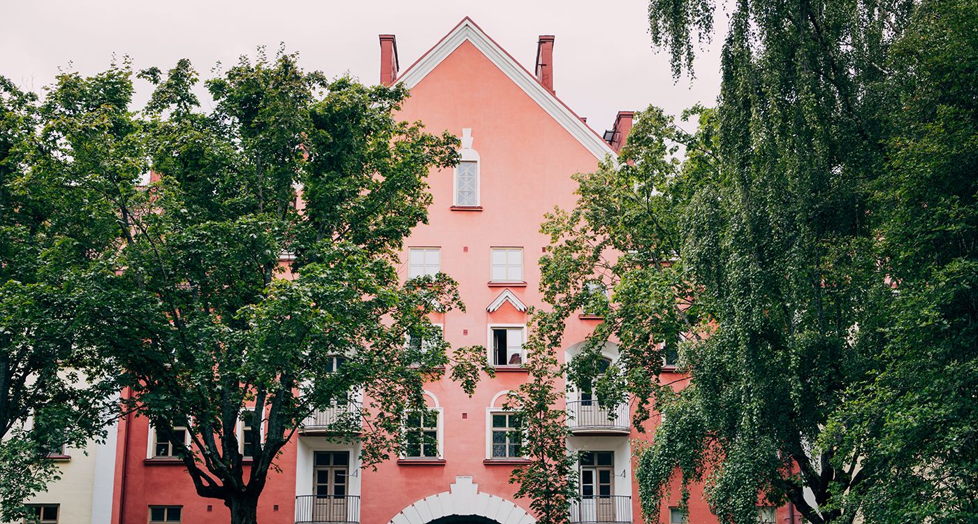 The stunning block courtyard of the Apinalinna Lumo homes | Lumo – Rent  easily online